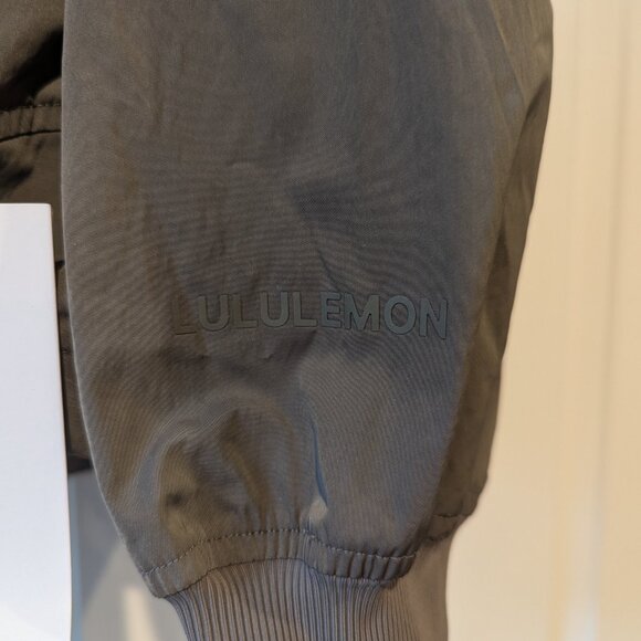 Lululemon Lightweight Hem-Cinch Bomber Jacket new . Nomad - Picture 13 of 16